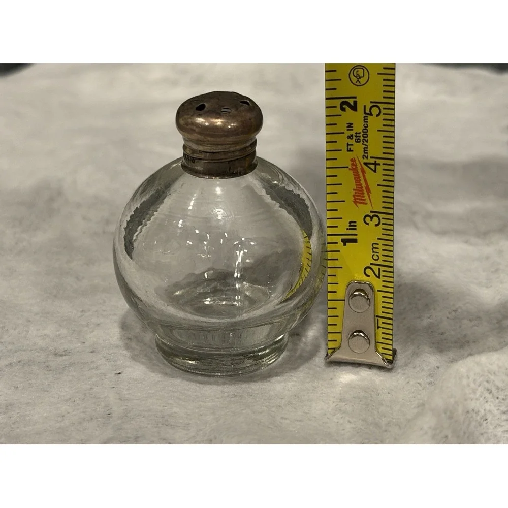 Vintage Glass Salt & Pepper Shaker Set Pair Onion Bulb With Metal Screw On Top